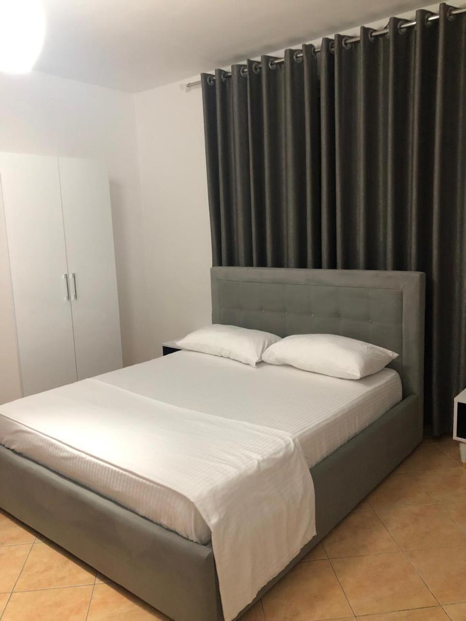 Zani's * Durrës
